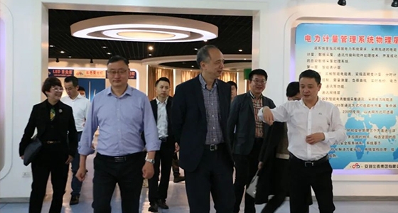 省侨联副主席兼秘书长周松一到沙巴公司官网集团走访调研